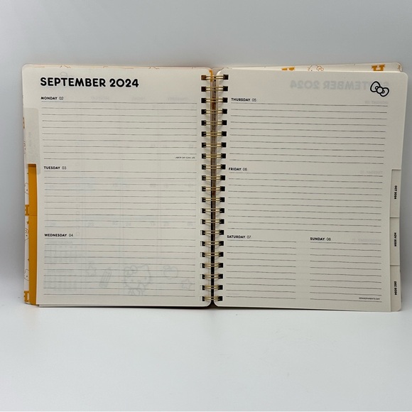 Sanrio Hello Kitty 2025 Large Spiral 17-month Planner - Gold Soft Leather Cover - Picture 11 of 14